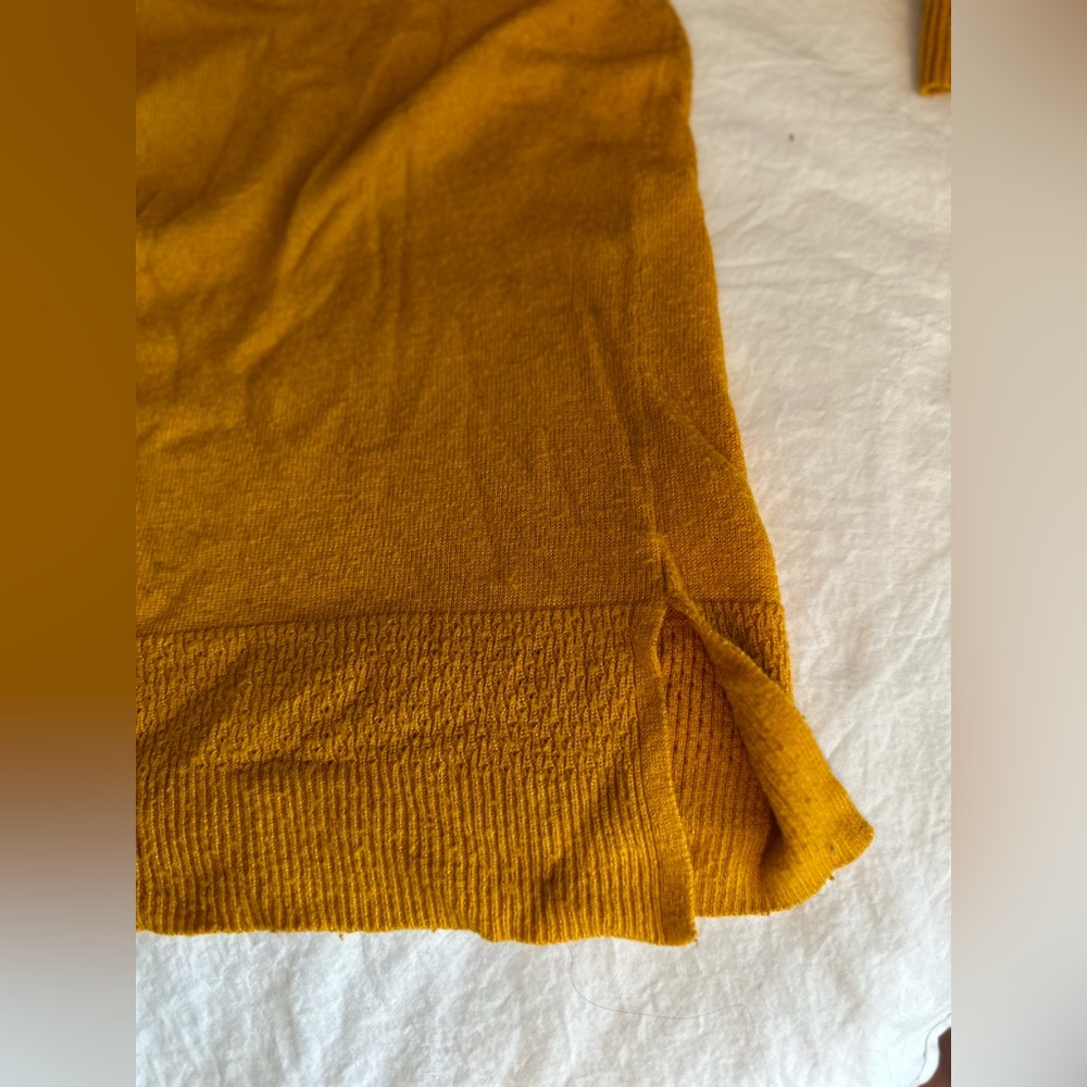 Sweater with Split Hem and Hem Detail